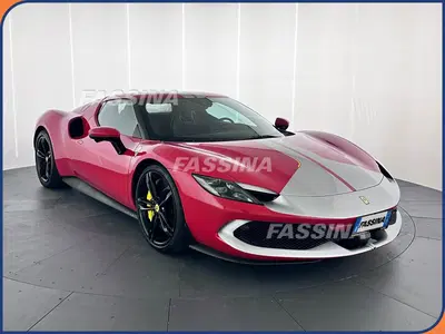 Ferrari 296 Coup&eacute; 3.0 GTB del 2025 usata a Milano