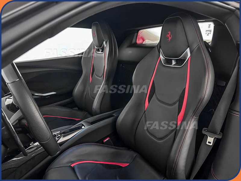 Ferrari 296 Coupé usata a Milano (9)