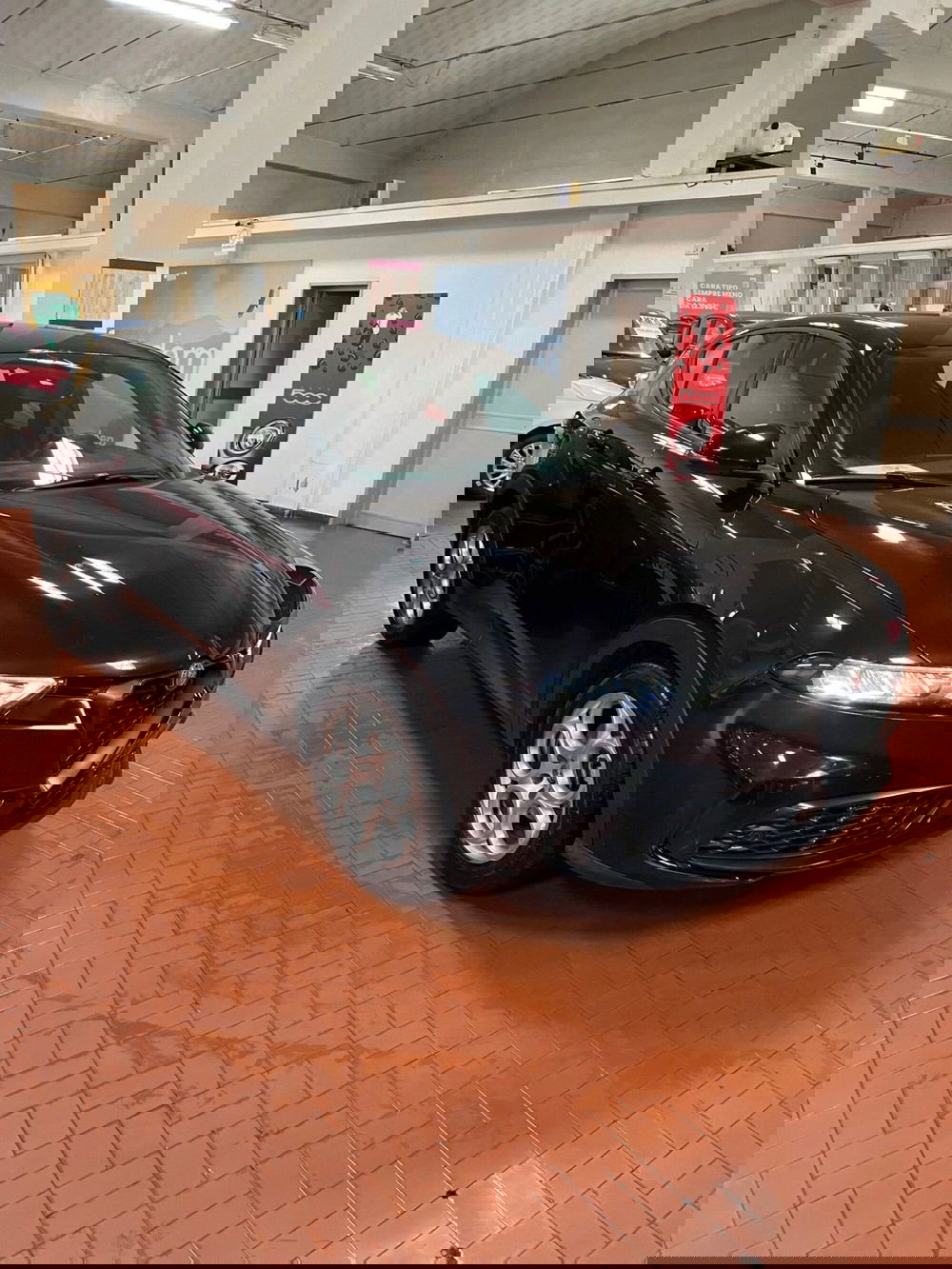 Alfa Romeo Tonale usata a Lucca (3)