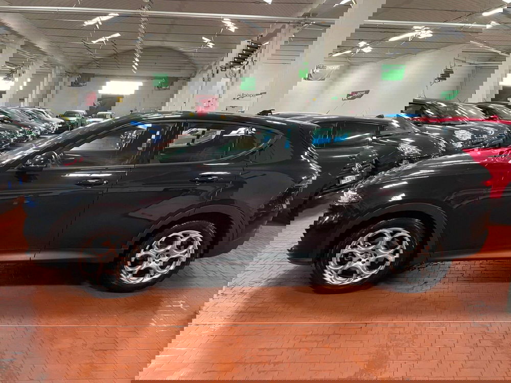 Alfa Romeo Tonale usata a Lucca (4)