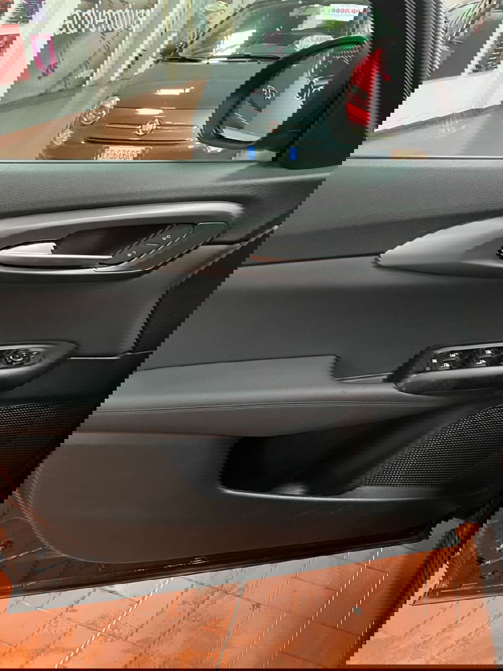 Alfa Romeo Tonale usata a Lucca (6)