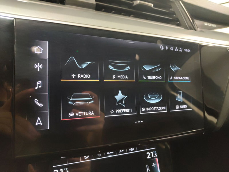 Audi e-tron Sportback usata a Modena (10)