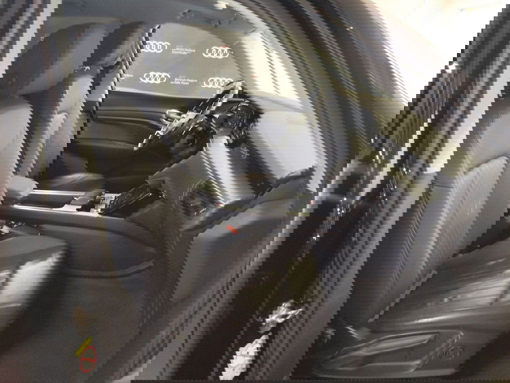 Audi e-tron Sportback usata a Modena (15)