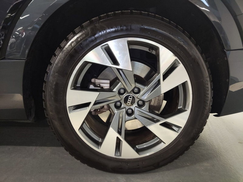 Audi e-tron Sportback usata a Modena (6)