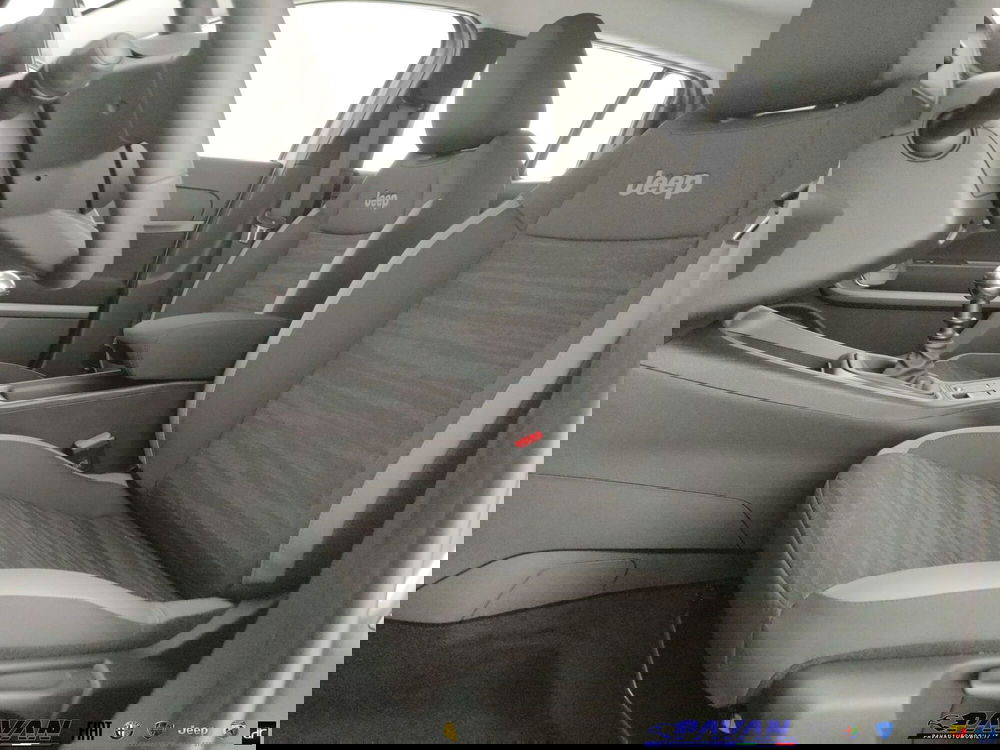 Jeep Avenger nuova a Padova (9)