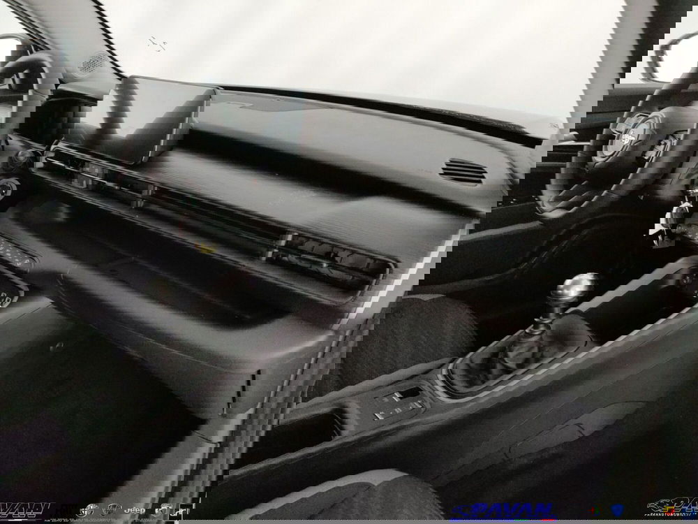 Jeep Avenger nuova a Padova (7)