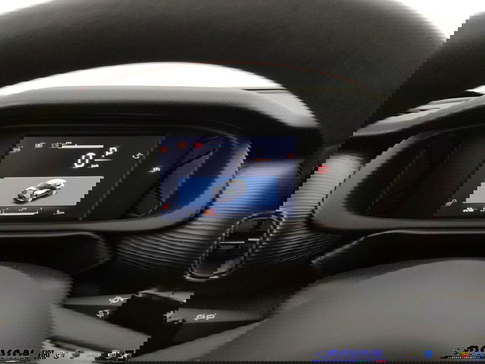 Jeep Avenger nuova a Padova (14)