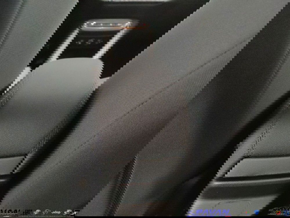 Jeep Avenger nuova a Padova (15)