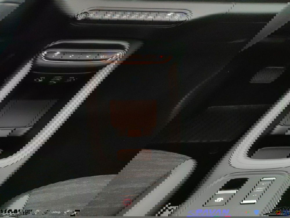 Jeep Avenger nuova a Padova (16)
