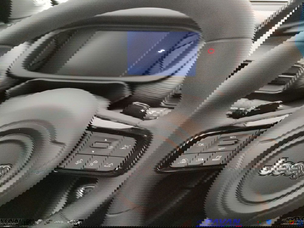 Jeep Avenger nuova a Padova (13)