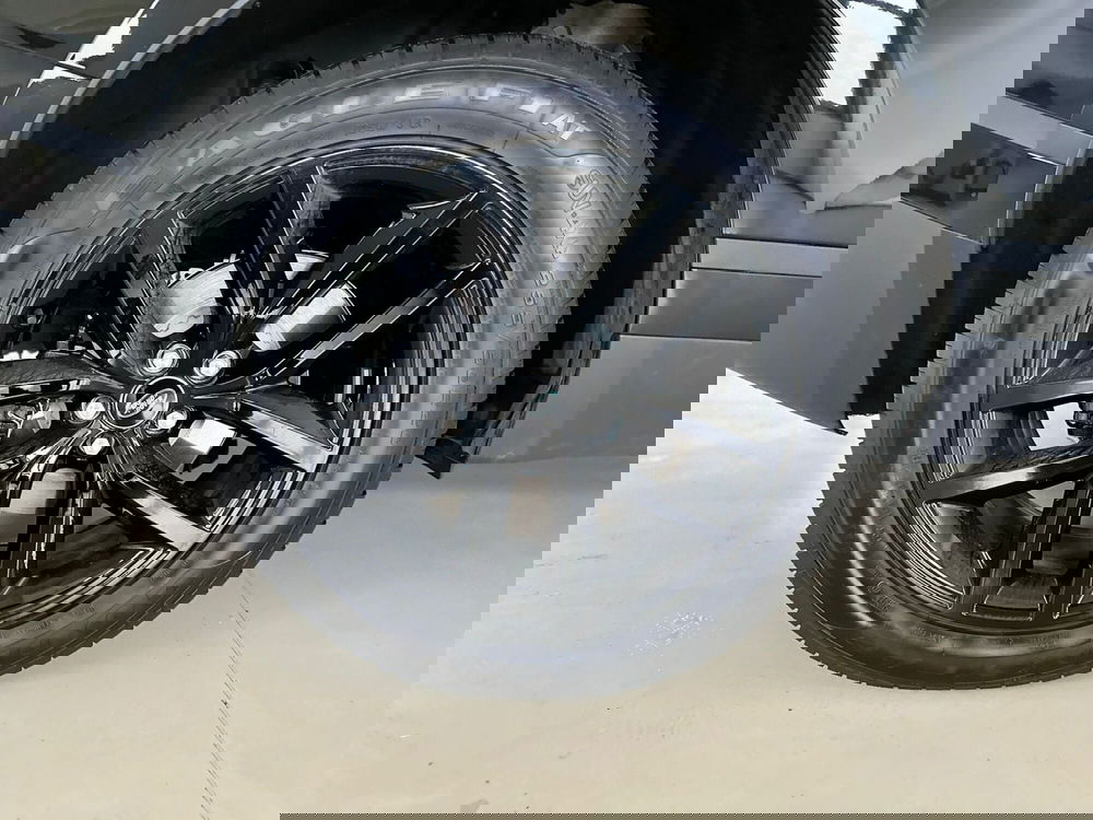 Land Rover Range Rover Velar usata a Modena (9)