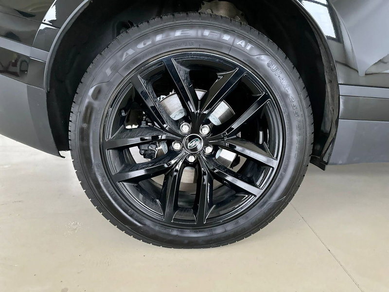 Land Rover Range Rover Velar usata a Modena (9)