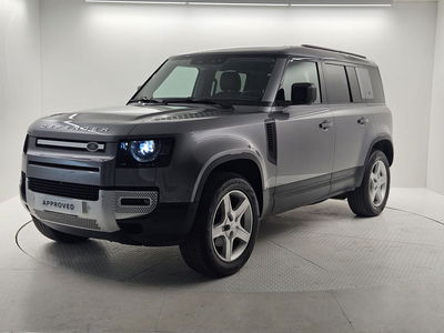 Land Rover Defender 110 3.0d i6 mhev X-Dynamic SE awd 200cv auto del 2022 usata a Bergamo