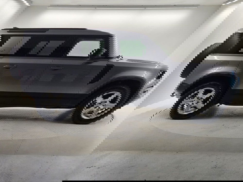 Land Rover Defender usata a Bergamo (6)