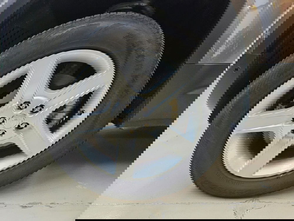 Land Rover Defender usata a Bergamo (9)