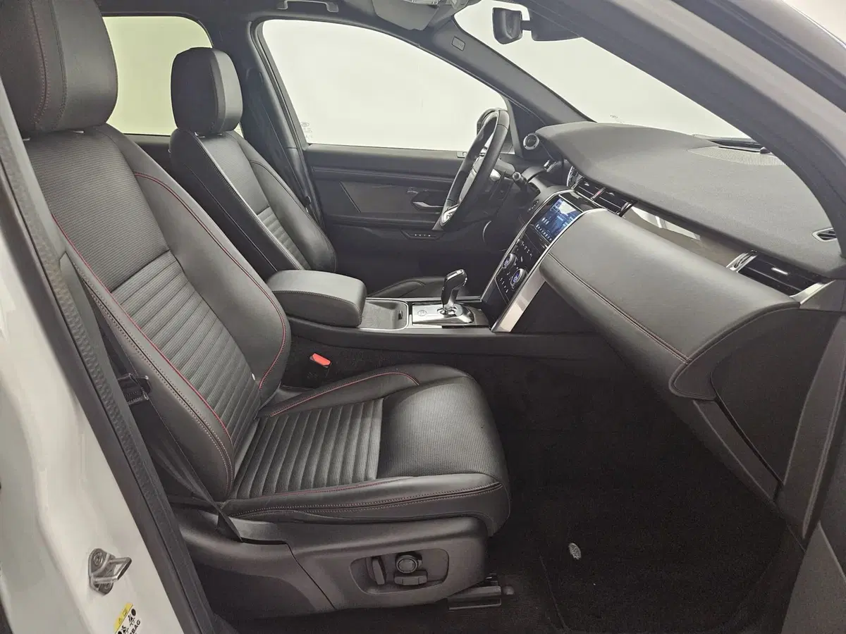 Land Rover Discovery Sport usata a Bergamo (3)