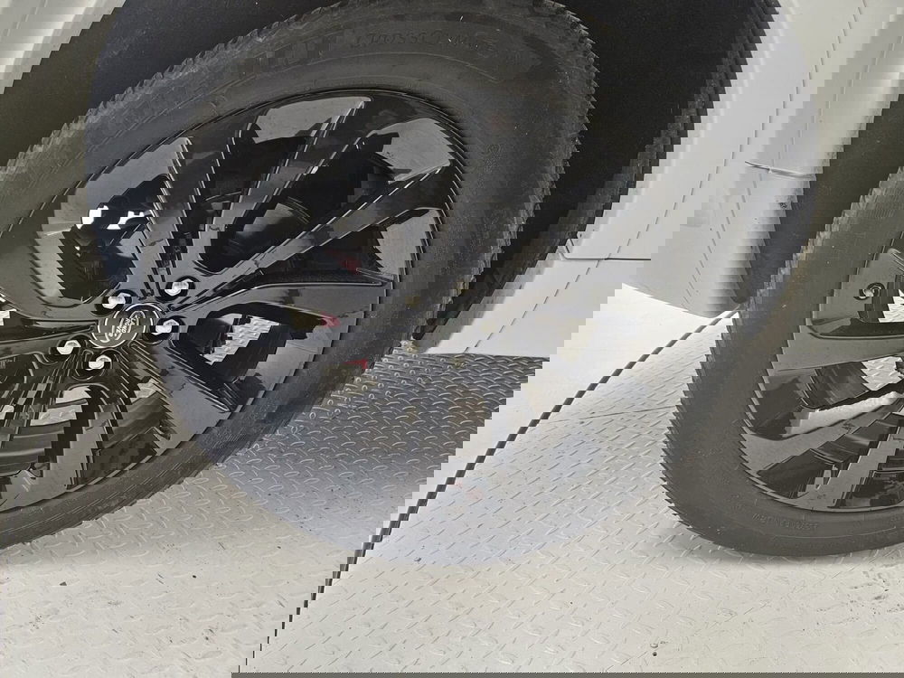 Land Rover Discovery Sport usata a Bergamo (9)