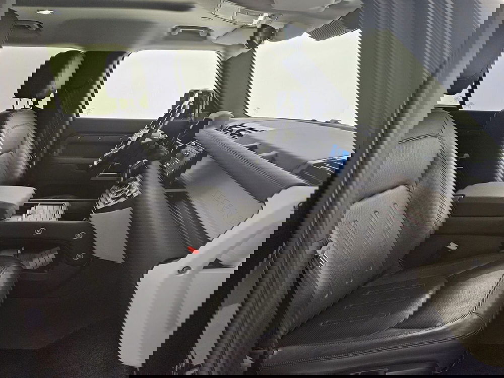 Land Rover Defender usata a Bergamo (3)