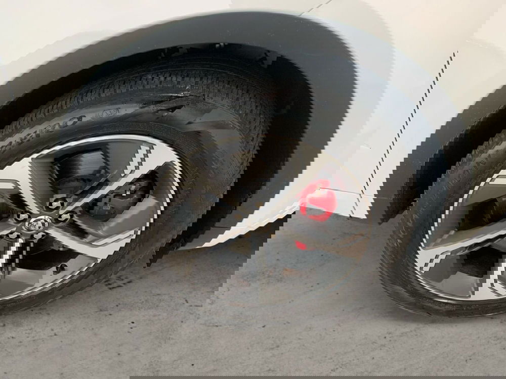 Jaguar E-Pace usata a Firenze (9)