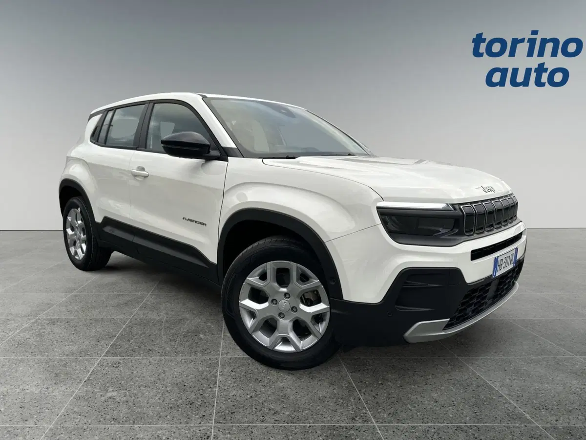 Jeep Avenger nuova a Torino