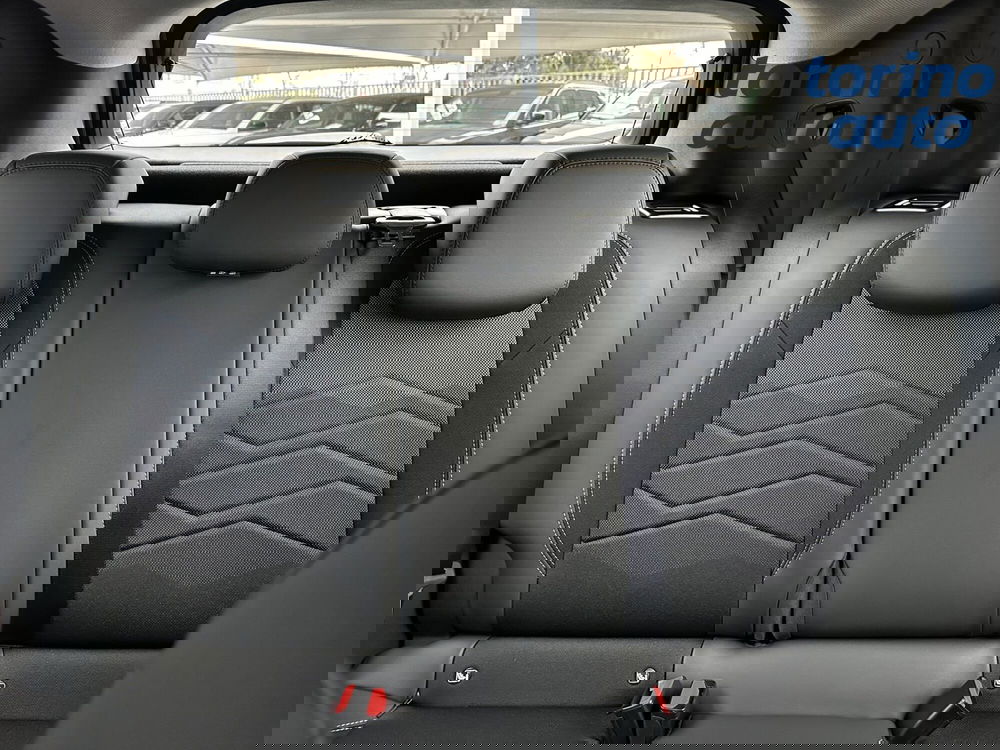 Jeep Avenger nuova a Torino (13)