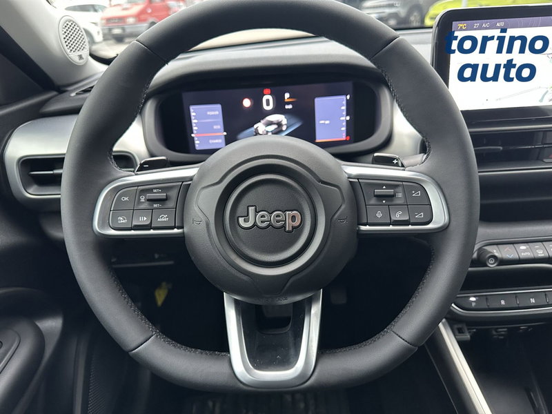 Jeep Avenger nuova a Torino (17)