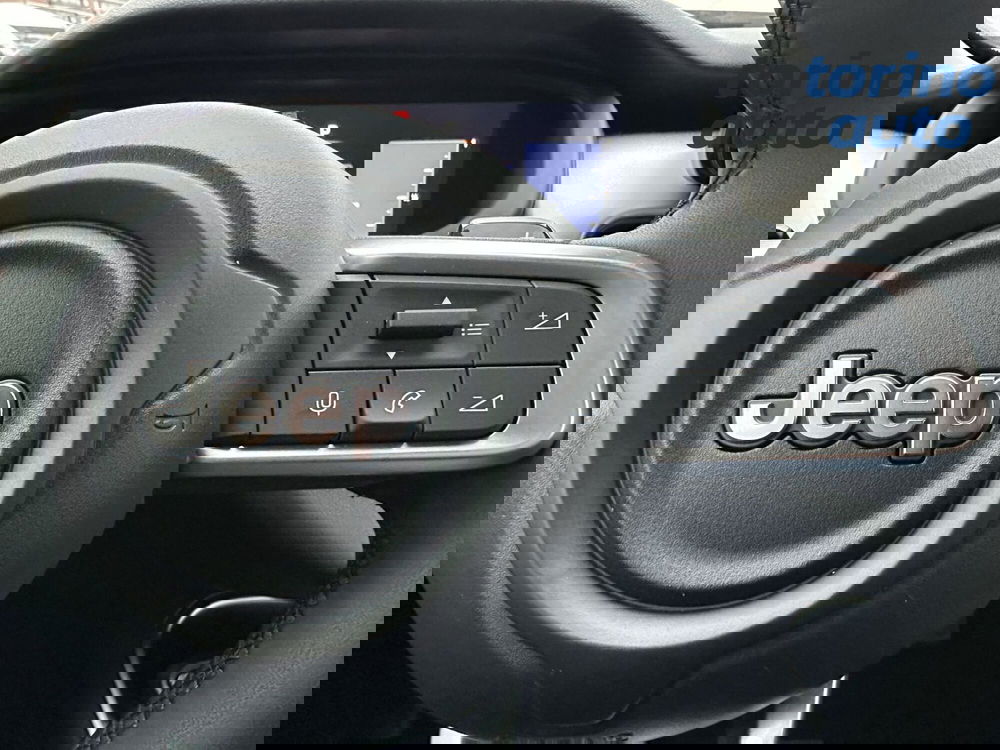 Jeep Avenger nuova a Torino (19)