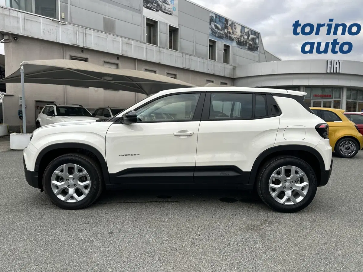 Jeep Avenger nuova a Torino (4)