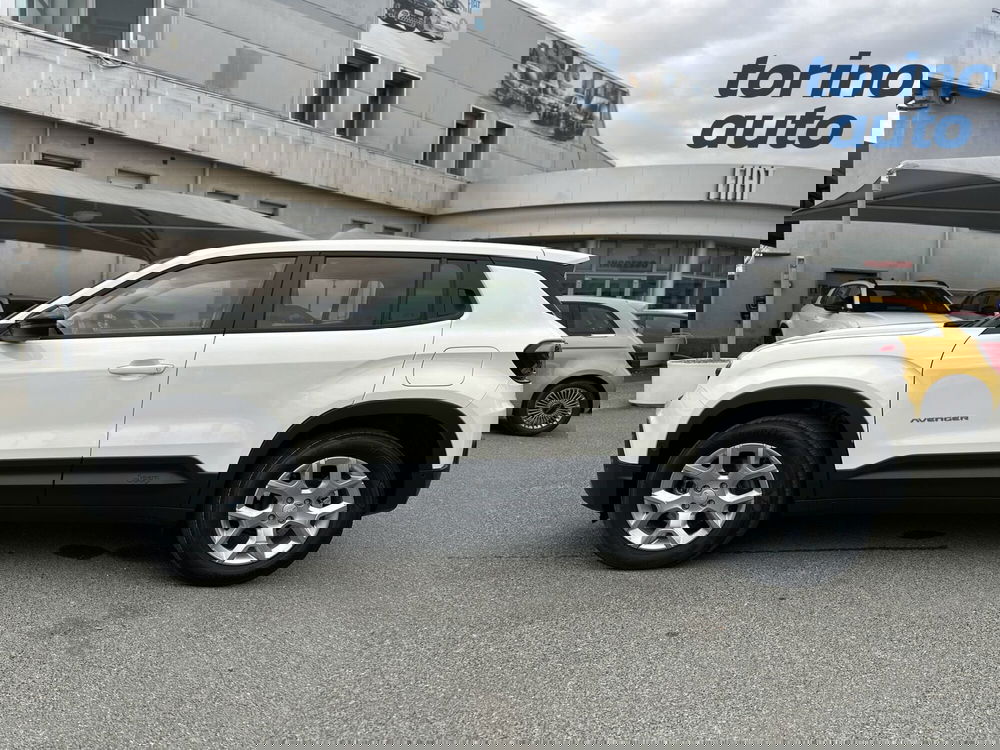 Jeep Avenger nuova a Torino (4)