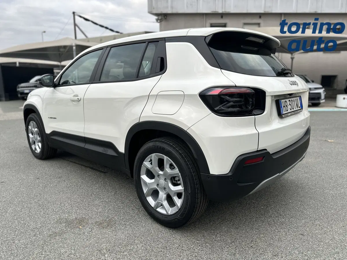 Jeep Avenger nuova a Torino (5)