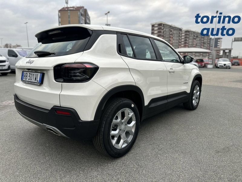 Jeep Avenger nuova a Torino (7)