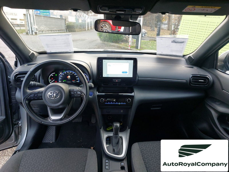 Toyota Yaris Cross usata a Roma (12)