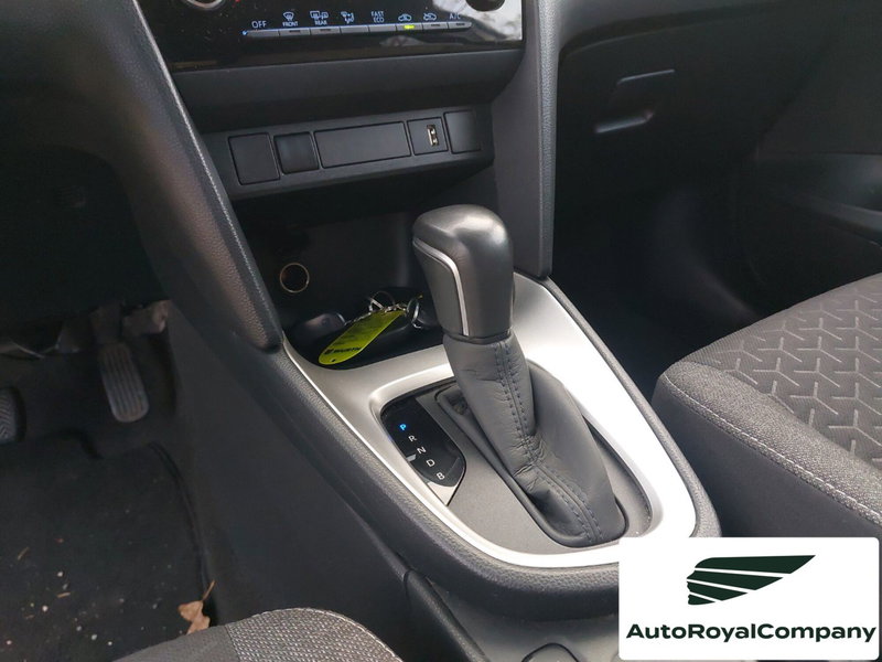 Toyota Yaris Cross usata a Roma (14)