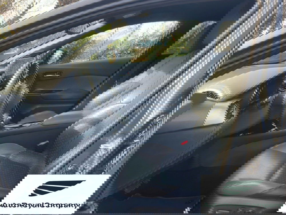 Toyota Toyota C-HR usata a Roma (10)