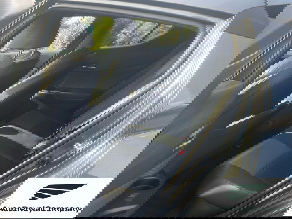 Toyota Toyota C-HR usata a Roma (11)