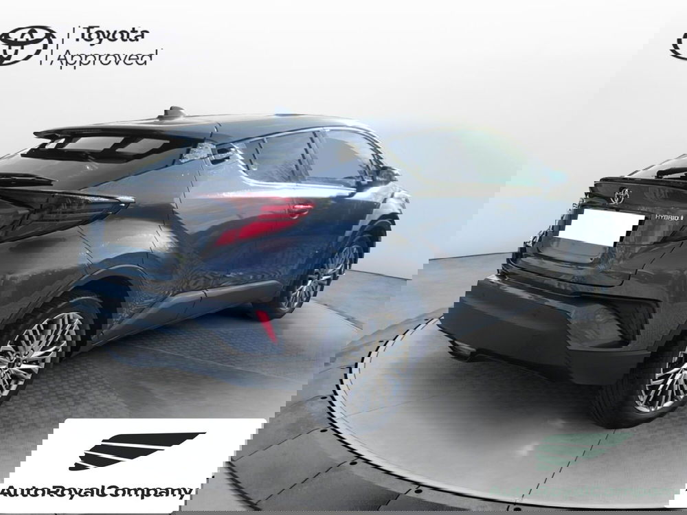 Toyota Toyota C-HR usata a Roma (6)