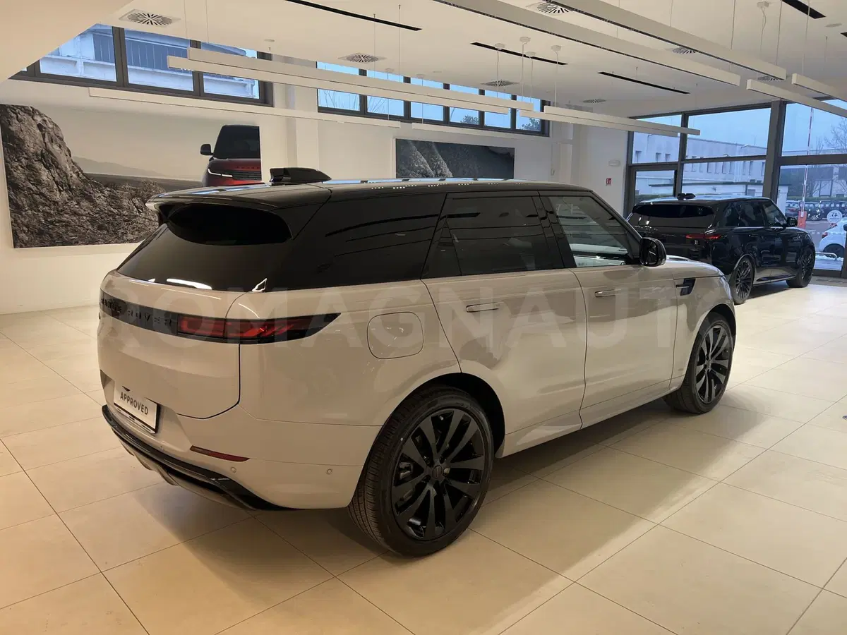Land Rover Range Rover Sport nuova a Forlì-Cesena (5)