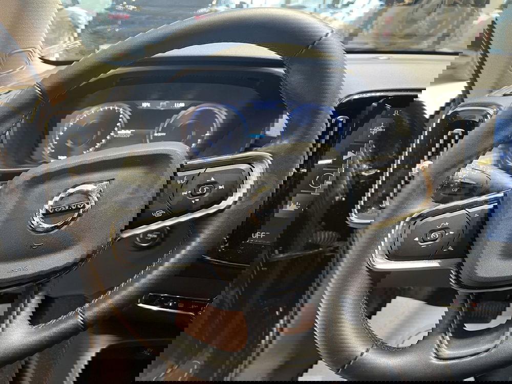 Volvo XC40 usata a Forlì-Cesena (17)