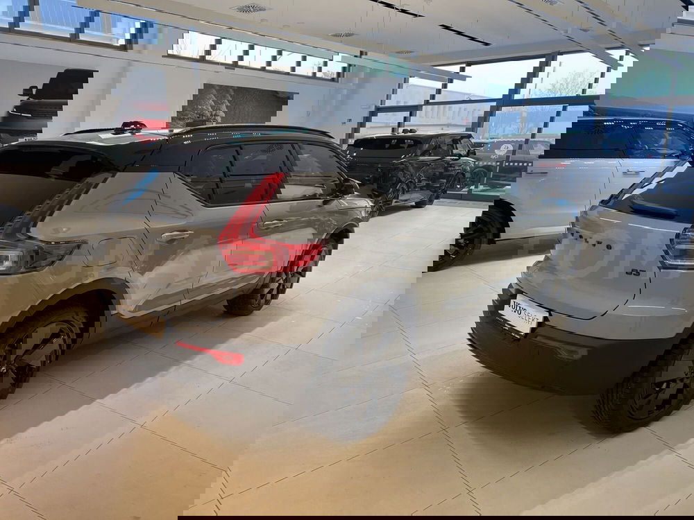 Volvo XC40 nuova a Forlì-Cesena (5)