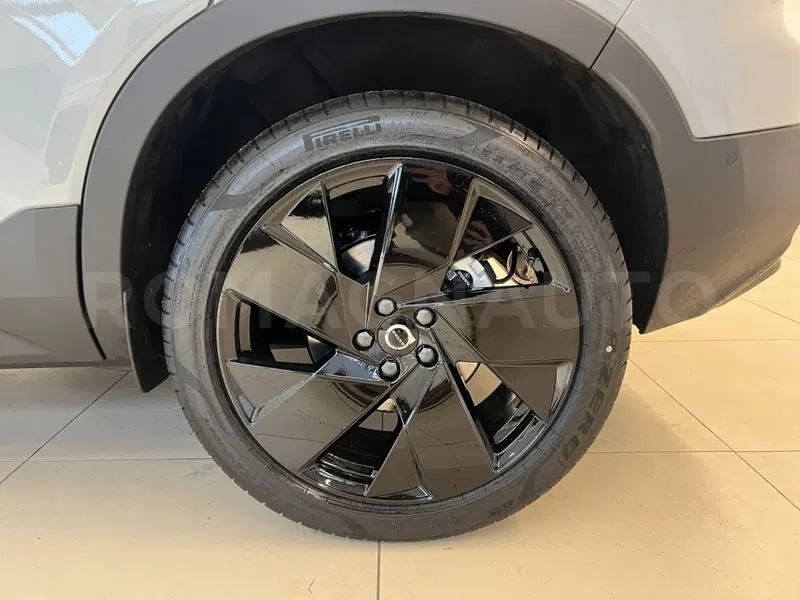Volvo XC40 nuova a Forlì-Cesena (9)