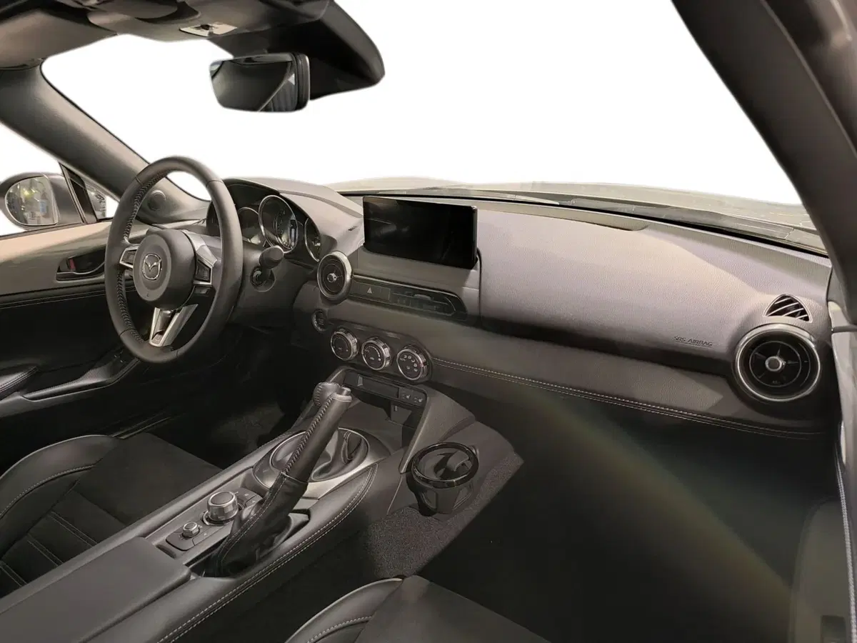 Mazda MX-5 nuova a Udine (14)