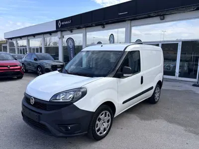 Fiat Dobl&ograve; Furgone 1.4 T-Jet Natural Power PC-TN Cargo Lamierato SX del 2020 usata a Jesi