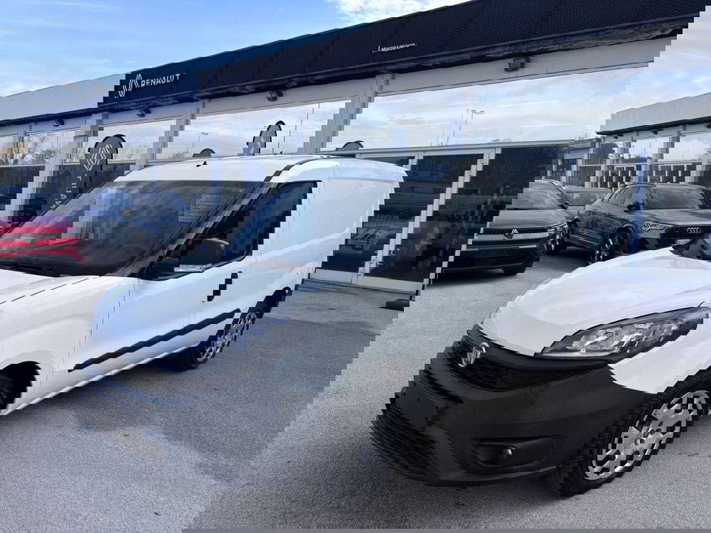 Fiat Doblò Furgone usata a Ancona
