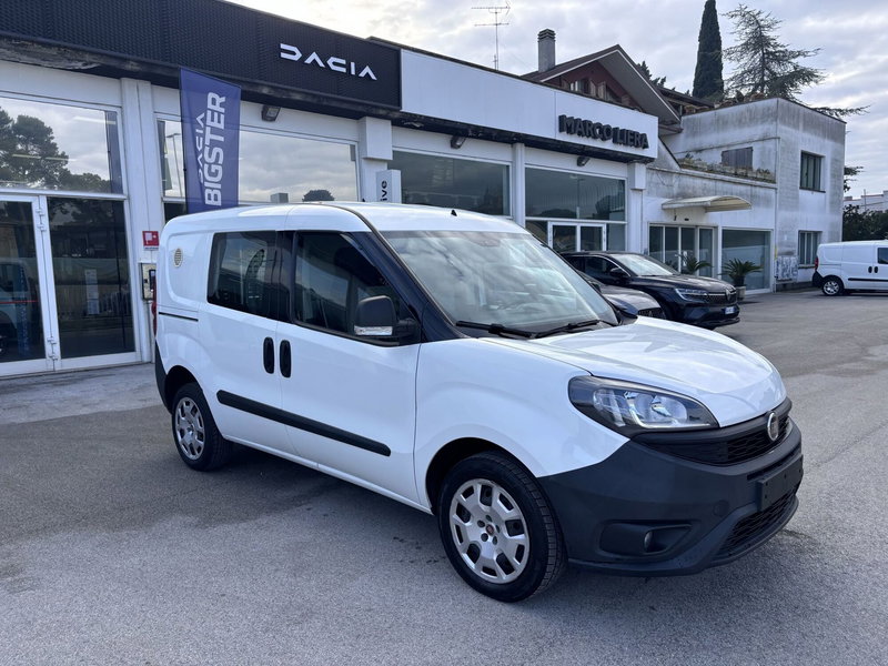 Fiat Doblò Furgone usata a Ancona (3)