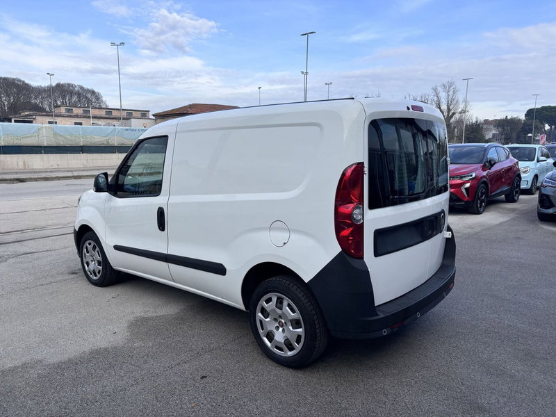 Fiat Doblò Furgone usata a Ancona (7)