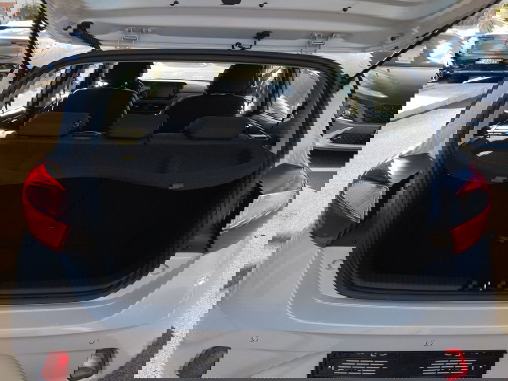 Hyundai i10 nuova a Latina (10)