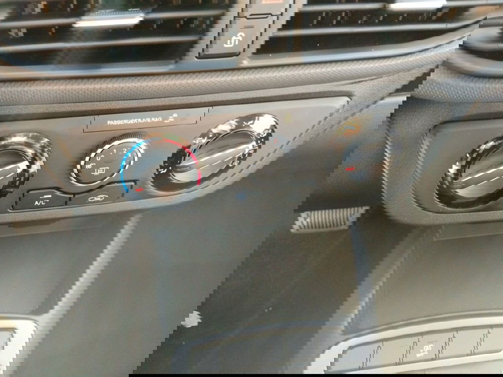 Hyundai i10 nuova a Latina (17)