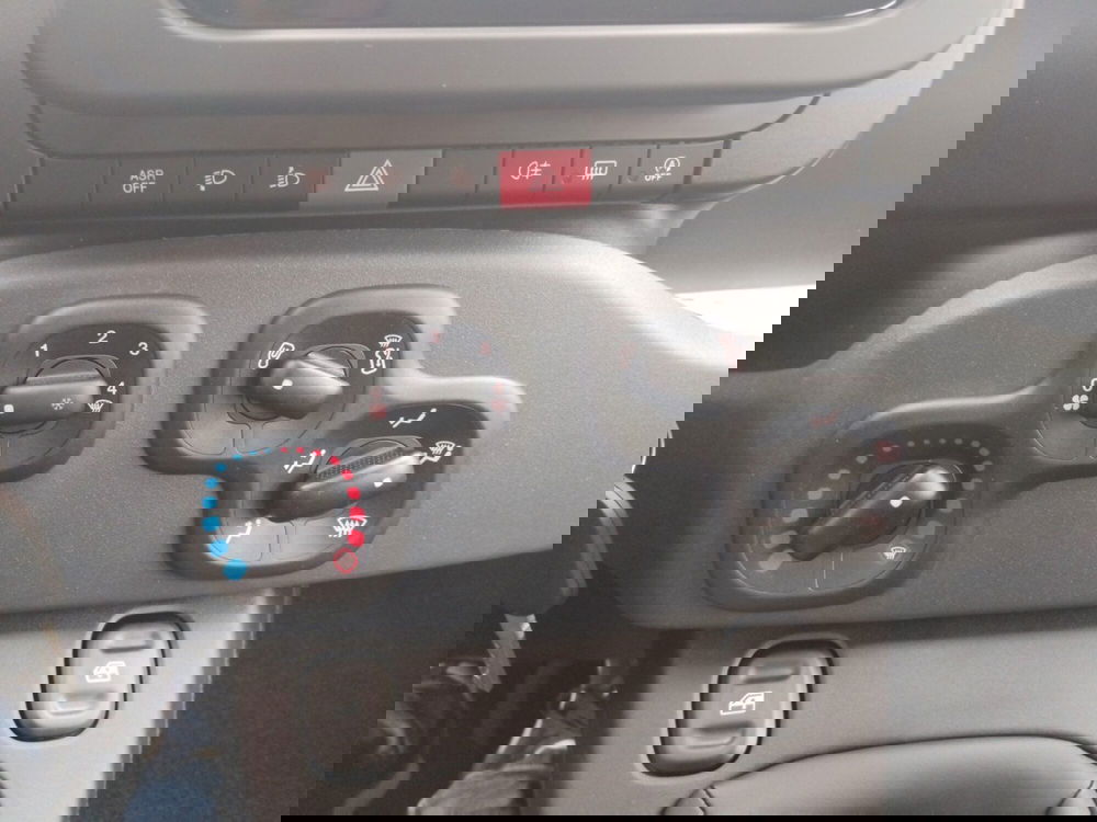 Fiat Panda nuova a Latina (15)