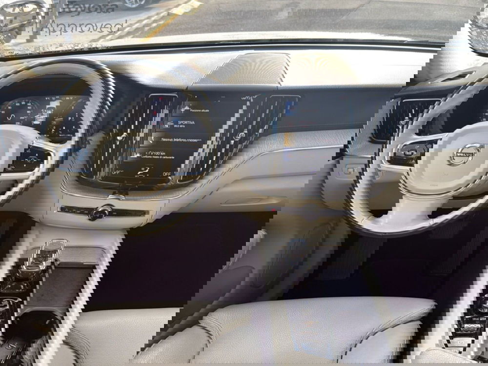 Volvo XC60 usata a Reggio Calabria (8)
