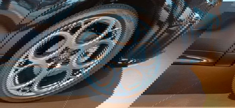 Alfa Romeo Tonale nuova a Padova (9)